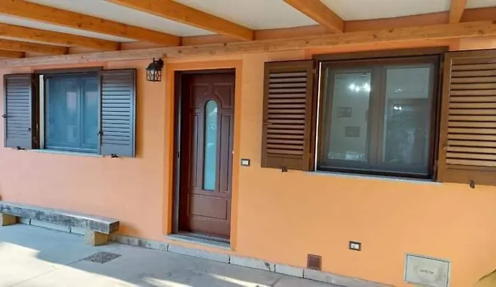 Le Gallinelle Nyaraló Giba